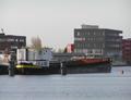 De Alexander Kayser 1 op de Spaarne wachtend op de sloop bij Treffers Haarlem.