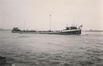 Tubantia in mei 1955 bij Orsoy.