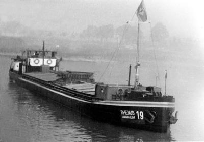 De Rhenus 19 Mannheim in 1956.