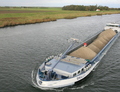 Delta op het Schelde Rijnkanaal bij Sint Philipsland.