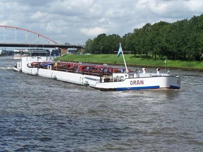 De Oran Amsterdam-Rijnkanaal.