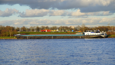 Kedia op het Amsterdam-Rijnkanaal bij Nieuwegein.