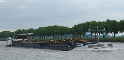 De Schrootbaron op het Amsterdam-Rijnkanaal bij Nieuwersluis.