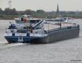 Love Story te daal op de Rijn bij Emmerik.