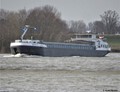 Barco leeg opvarend bij Emmerich am Rhein.