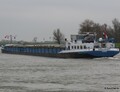 Valiant op de IJssel bij Bronckhorst.