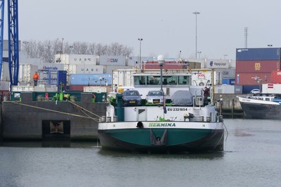 Hermina Waalhaven Rotterdam.