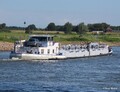 Eslabon afvarend op de IJssel bij Bronckhorst.
