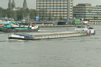 De Dunav 6 Binnen IJ Amsterdam.