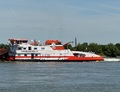 Veerhaven X - Orka op de Waal bij Rossum.
