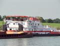 Veerhaven X-Orka met 6 duwbakken op het Hartelkanaal.
