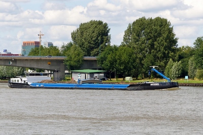 De Wessel op het Amsterdam-Rijnkanaal bij Nieuwegein.