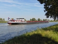 De Cardium op het Amsterdam-Rijnkanaal ter hoogte van de Nesciobrug.