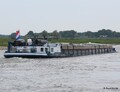 Verena afvarend op de IJssel bij Bronckhorst.