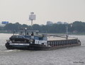 Pia op het A'dam-Rijnkanaal bij de Amsterdamsebrug.