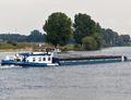 Jenita op de Maas bij Bokhoven.