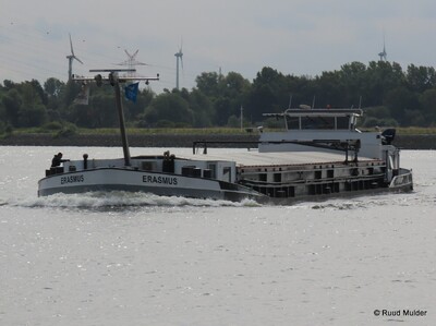 Erasmus afvarend op de Weser.