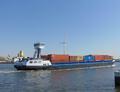 Smart Barge ter hoogte Coenhaven Amsterdam.