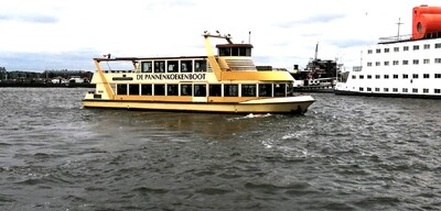 De Pannenkoekenboot 1 nabij het NDSM terrein te Amsterdam