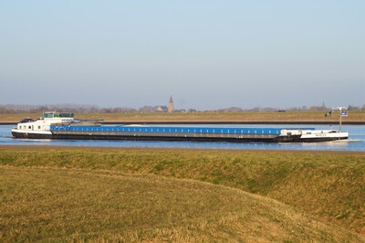Willy uitgaand Zuidervoorhaven Hansweert, richting Westerschelde. 