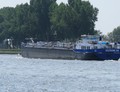 Eiltank 39 op het A'dam Rijnkanaal bij Loenersloot.