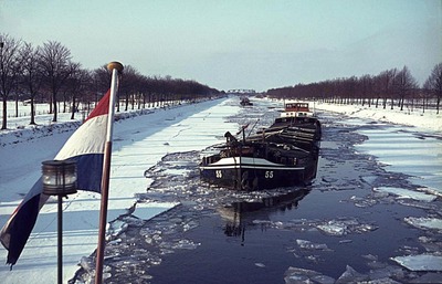 De W. van Driel 55 Maas-Waalkanaal.