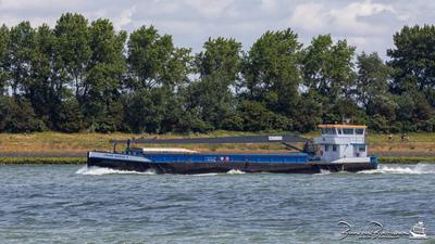 Crane Barge 4 Nieuwe Waterweg Europoort.