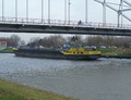 Piz K2 op het A'dam-Rijnkanaal bij de Amsterdamsebrug.