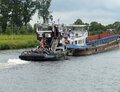 Berkel 01 voor de Sam op het Maxima kanaal bij Den Bosch op weg naar sloperij Treffers in Haarlem.