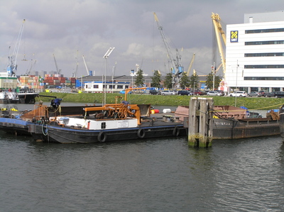 De Marian Waalhaven Rotterdam.