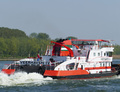 Veerhaven IV - Neushoorn op de Oude Maas.