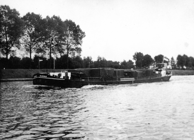 Oldewijk op het A'dam-Rijnkanaal.