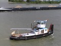 Haai in Papendrecht met de losse boot.