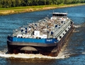 Chemgas 23 met de duwboot Thera (02333291) bij Bath