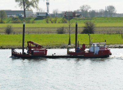 De Linge op het Heusdenskanaal bij Wijk en Aalburg.