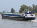 Pelgrim opvarend op de IJssel bij Bronckhorst.