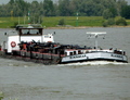 Blackbear opvarig op de Rhein bij Xanten.