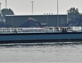 Girbaud op het kanaal Gent-Terneuzen bij
Terneuzen.