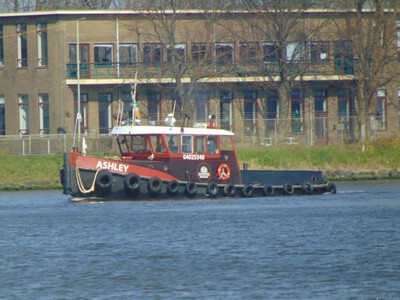 Ashley Noordzeekanaal bij Zaandam.