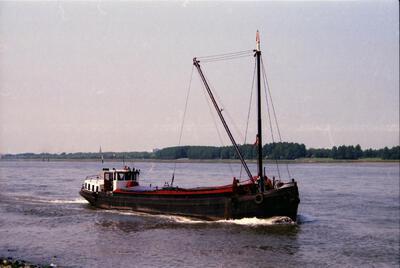 Stelmar II in Maassluis.