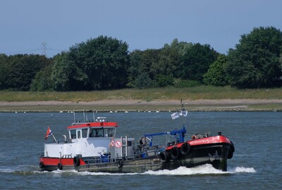 Bernisseplus op de Nieuwe Waterweg.