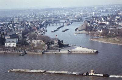 De Sanara 265 met de duwboot Tempete Koblenz.