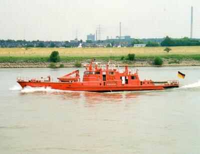 Feuerlöschboot 2 Gellep.