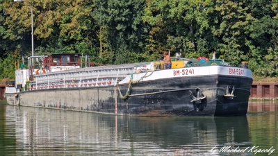 BM 5241 op het Wesel-Datteln-Kanal bij Schleuse Flaesheim in de Bergvaart.