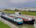Mober & Geryvo onderweg naar Friesland om omgebouwd tot worden tot woonschip..