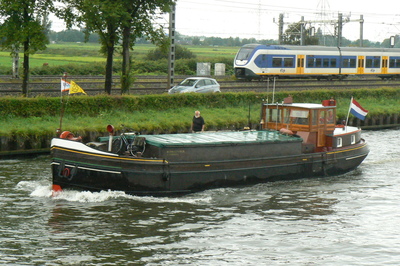 De Morgenster op het Amsterdam-Rijnkanaal.