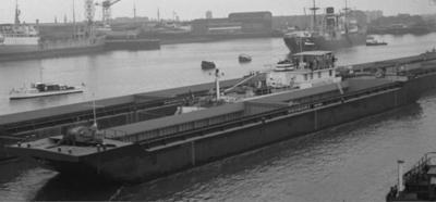 De Rheinschub 1 met de duwboot Wasserbuffel Vulcaanhaven Vlaardingen.