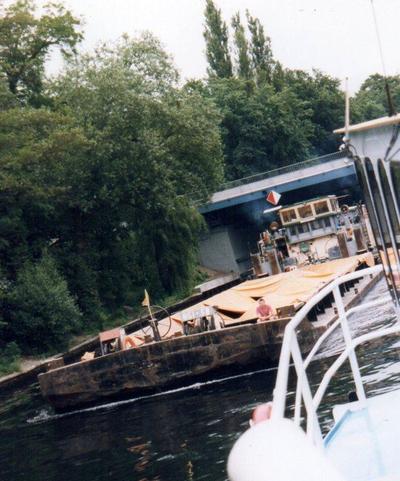 De BSI-58 met de duwboot Schubtra I op de Flakensee.