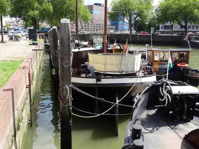 Onbekende woonschip Rotterdam.