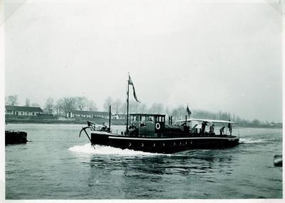 Onbekende motorsleepboot op de Boven Rijn.